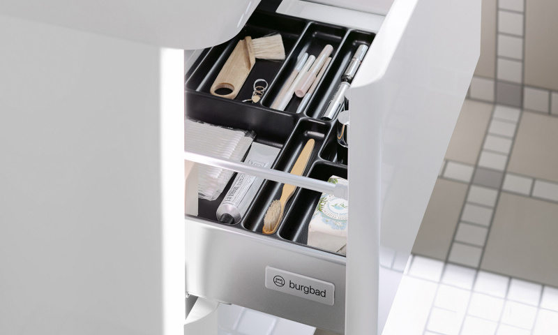 Burgbad Iveo Комплект мебели с раковиной 120см, цвет: белый глянец