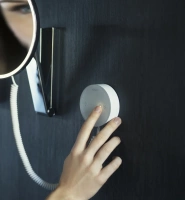 Косметическое зеркало Keuco iLook Move 17613 019000 с подсветкой